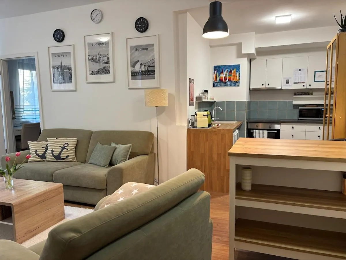 Varsanyi Home- Extra Location In The Heart Of Buda Будапешт Апартаменты